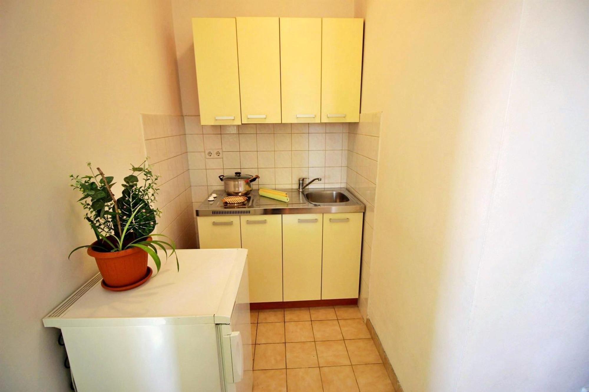 Apartments Marko Nemira Омиш Номер фото
