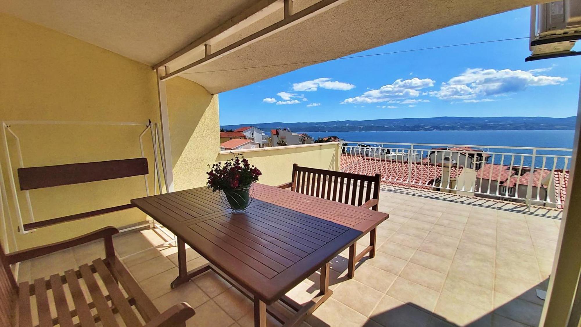 Apartments Marko Nemira Омиш Номер фото